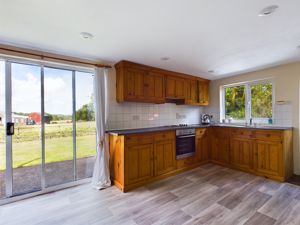 Kitchen area- click for photo gallery